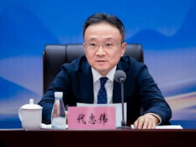 下定決心，走出瀘州發(fā)展 ——興瀘集團(tuán)召開(kāi)2024年度總結(jié)表彰會(huì)